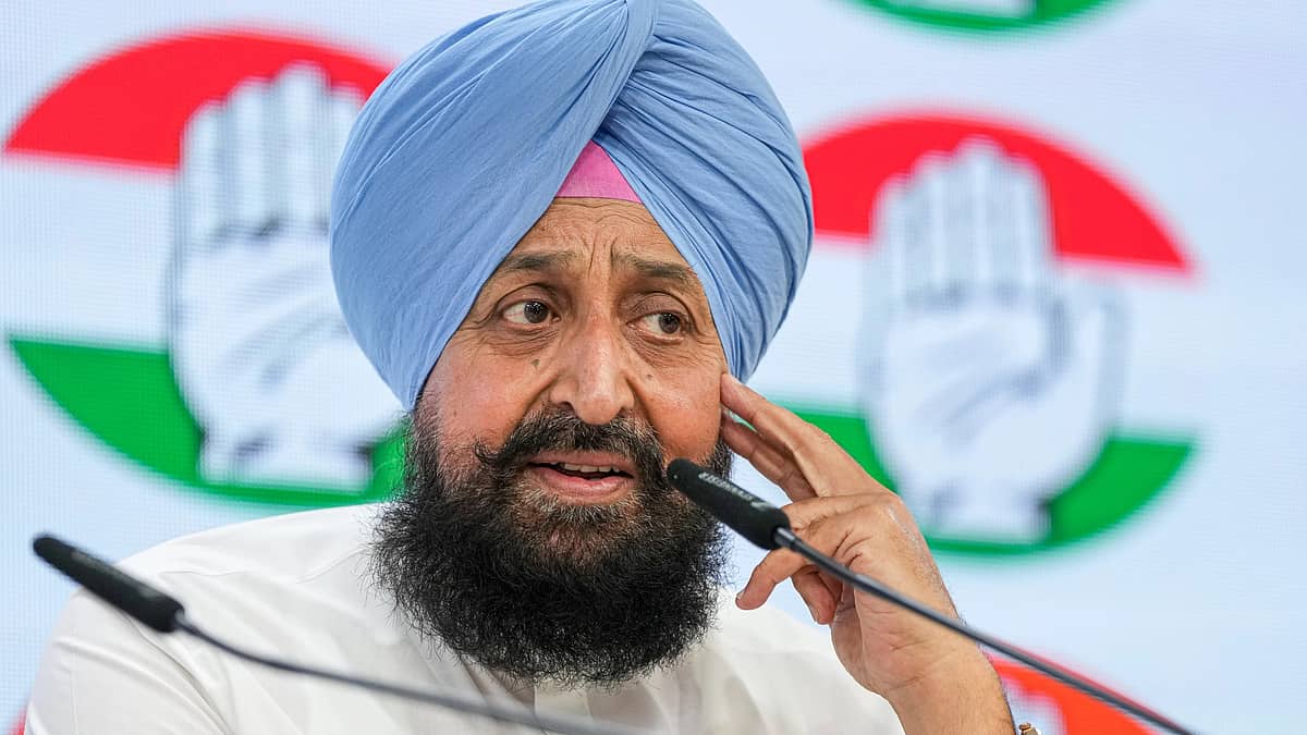 'ಪಂಜಾಬ್ನಲ್ಲಿ AAP ವಿಭಜನೆ ಪ್ರಕ್ರಿಯೆ ಈಗಾಗಲೇ ಆರಂಭವಾಗಿದೆ': ಕಾಂಗ್ರೆಸ್ ನಾಯಕ ಪ್ರತಾಪ್ ಸಿಂಗ್ ಬಾಜ್ವಾ