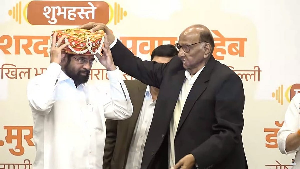 ರಾಜಕೀಯ ತಂತ್ರವೋ, ಬಿಜೆಪಿಯತ್ತ ಒಲವೋ? ಡಿಸಿಎಂ ಶಿಂಧೆ ಜೊತೆ Sharad Pawar ವೇದಿಕೆ ಹಂಚಿಕೆ, ಹೊಗಳಿಕೆ; INDIA ಕೂಟಕ್ಕೆ ಶಾಕ್!