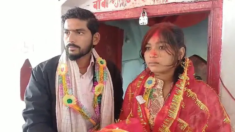 Video: ಕುಡುಕ ಗಂಡನಿಗೆ ಕೈಕೊಟ್ಟು, ಲೋನ್ ರಿಕವರಿಗೆ ಬಂದ ಏಜೆಂಟ್ ಜೊತೆ ಮಹಿಳೆ ಪರಾರಿ, ಬಳಿಕ ಮದುವೆ!