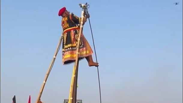 Video: 'ತುಂಬಿದ ಕೊಡ ತುಳಕಿತಲೇ ಪರಾಕ್'; ರಾಜ್ಯದ ಭವಿಷ್ಯದ ಕುರಿತು ಮೈಲಾರಲಿಂಗೇಶ್ವರ ಕಾರ್ಣಿಕ!