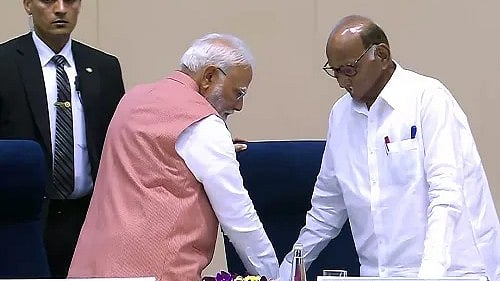 ಮರಾಠಿ ಸಾಹಿತ್ಯ ಉತ್ಸವ: ಶರದ್ ಪವಾರ್ ಮನ ಗೆದ್ದ ಪ್ರಧಾನಿ ಮೋದಿ! ಪ್ರೇಕ್ಷಕರಿಂದ ಚಪ್ಪಾಳೆಯ ಸುರಿಮಳೆ- ವಿಡಿಯೋ