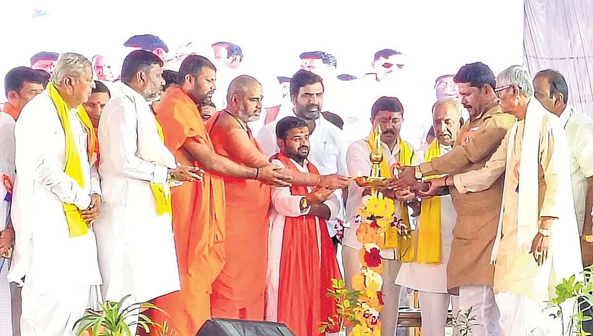 ರಾಯಚೂರು: ಸಾಮೂಹಿಕ ವಿವಾಹ ಕಾರ್ಯಕ್ರಮದಲ್ಲಿ ಶಾಸಕ ಮಕ್ಕಳ ವಿವಾಹ; ಪ್ರಶಂಸೆಗಳ ಮಹಾಪೂರ