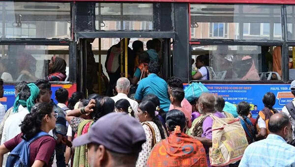 ತಿಂಗಳಿಗೆ 2 ಲಕ್ಷ ರೂ ಸಂಬಳ ಪಡೆಯುವ ಮಹಿಳೆಯರಿಂದ ಶಕ್ತಿ ಯೋಜನೆ ಬಳಕೆ: ನಮ್ಮದು ಅಷ್ಟೊಂದು ಶ್ರೀಮಂತ ರಾಜ್ಯವೇ?