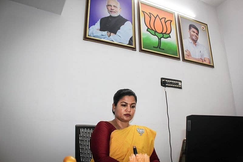 ತಮಿಳುನಾಡಿಗೆ ಅಮಿತ್ ಶಾ ಭೇಟಿ ಬೆನ್ನಲ್ಲೇ ಬಿಜೆಪಿ ತೊರೆದು ನಟ ವಿಜಯ್ 'TVK' ಪಕ್ಷ ಸೇರಿದ ನಟಿ ರಂಜನಾ!