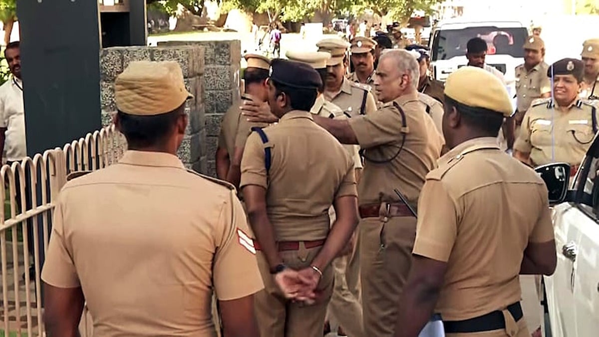 ಅರ್ಜಿ ಸಲ್ಲಿಕೆಯಲ್ಲಿ ದೋಷ: ತಂದೆಯ ಬೈಗುಳದಿಂದ ಮನನೊಂದು NEET ಆಕಾಂಕ್ಷಿ ಆತ್ಮಹತ್ಯೆಗೆ ಶರಣು