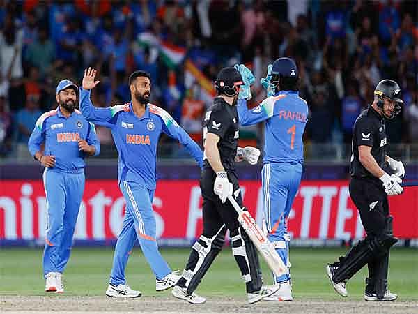 'ಮುಜುಗರದ, ನಗೆಪಾಟಲಿನ ಸಂಗತಿ': ಭಾರತಕ್ಕೆ 'ಪ್ರಯೋಜನ'; ಚಾಂಪಿಯನ್ಸ್ ಟ್ರೋಫಿ ವೇಳಾಪಟ್ಟಿ ಬಗ್ಗೆ ICC ಗೆ ತರಾಟೆ!