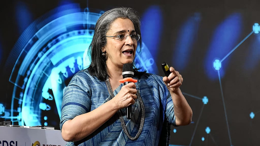 ಷೇರು ಮಾರುಕಟ್ಟೆ ವಂಚನೆ ಪ್ರಕರಣ: ಸೆಬಿ ಮಾಜಿ ಮುಖ್ಯಸ್ಥೆ ಬುಚ್ ಹಾಗೂ ಐವರ ವಿರುದ್ಧ FIR ದಾಖಲಿಸಲು ಬಾಂಬೆ ಹೈಕೋರ್ಟ್ ತಡೆ