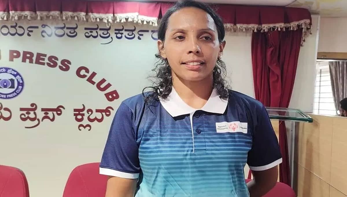 ಮಂಗಳೂರು: ಇಟಲಿಯಲ್ಲಿ ನಡೆಯುವ ಸ್ಪೆಷಲ್ ಒಲಿಂಪಿಕ್ ಫ್ಲೋರ್ ಬಾಲ್ ಕೋಚ್ ಆಗಿ ಸೌಮ್ಯಾ ದೇವಾಡಿಗ ಆಯ್ಕೆ