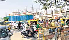 ಬೆಂಗಳೂರು: ಕಂಟೋನ್ಮೆಂಟ್ ರೈಲು ನಿಲ್ದಾಣ ನವೀಕರಣ ವಿಳಂಬ; ಅವ್ಯವಸ್ಥೆಯ ಆಗರ