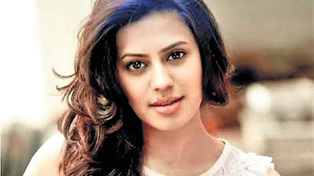 'ಗೋಲ್ಡನ್ ಗರ್ಲ್' ನಟಿ ರನ್ಯಾ ರಾವ್ DRI ಅಧಿಕಾರಿಗಳಿಗೆ ಸಿಕ್ಕಿಬಿದ್ದಿದ್ದು ಹೇಗೆ; ಕಳ್ಳಸಾಗಣೆ ಹಿಂದೆ ಆಕೆಯ ಪಾತ್ರವೇನು?
