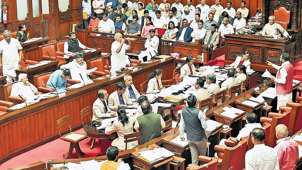 ರಾಜ್ಯದಲ್ಲಿ ಕಾನೂನು ಸುವ್ಯವಸ್ಥೆ ಕುಸಿದಿದೆ: ಸರ್ಕಾರದ ವಿರುದ್ಧ ಮುಗಿಬಿದ್ದ ವಿಪಕ್ಷಗಳು