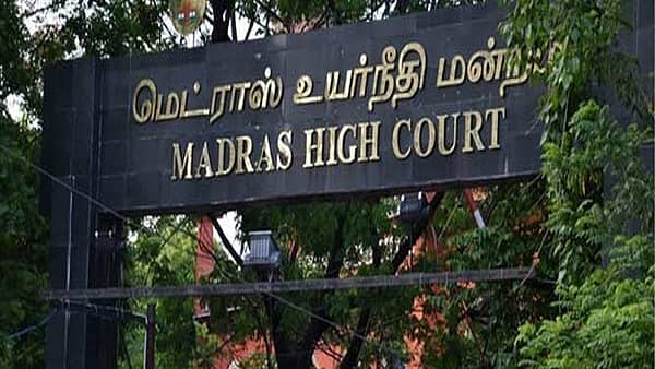 'ಬ್ಲೂ ಫಿಲಂ ನೋಡ್ತಾಳೆ, ಹಸ್ತ ಮೈಥುನ ಚಟ ಇದೆ ಅಂತ ವಿಚ್ಛೇದನ ಕೊಡೋಕೆ ಆಗಲ್ಲ': Madras High Court