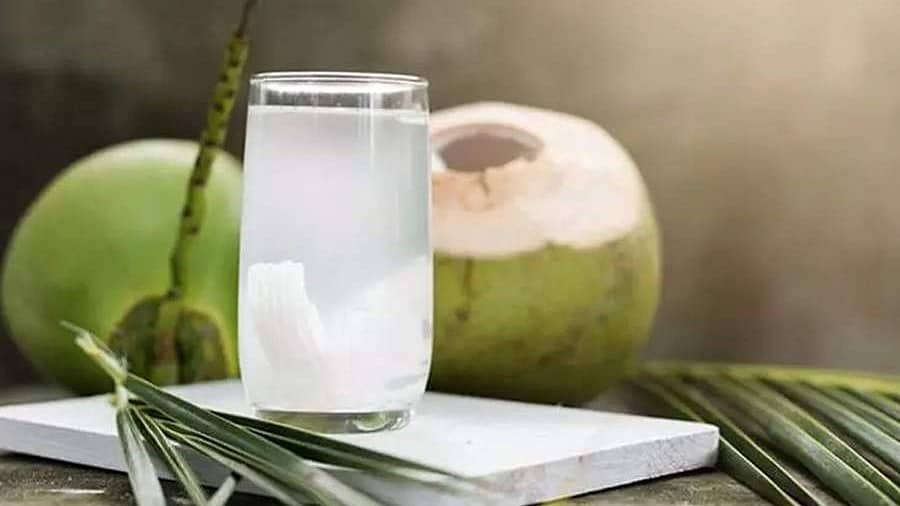 ಬಿಸಿಲ ಝಳ: ಎಳನೀರು ಬೆಲೆ 70 ರೂ, ಗ್ರಾಹಕರು ಕಂಗಾಲು