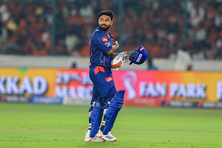 IPL 2025, GT vs LSG: ಪ್ಲೇಯಿಂಗ್‌ ಇಲೆವೆನ್‌ನಿಂದ ನಾಯಕ ಪಂತ್ ಔಟ್? ದಿಗ್ವೇಶ್ ರಾಠಿ ಬದಲು ಆಡೋದು ಯಾರು?