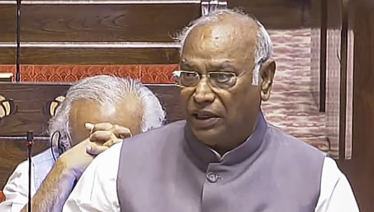 ಸರ್ಕಾರ ತಕ್ಷಣವೇ 10 ವರ್ಷಗಳಿಗೊಮ್ಮೆ ನಡೆಸುವ ಜನಗಣತಿ ಜೊತೆಗೆ ಜಾತಿಗಣತಿ ಪ್ರಾರಂಭಿಸಬೇಕು: ರಾಜ್ಯಸಭೆಯಲ್ಲಿ ಮಲ್ಲಿಕಾರ್ಜುನ ಖರ್ಗೆ