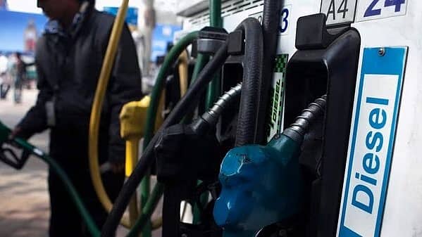 ಹಾಲು, ಕರೆಂಟ್ ಹೆಚ್ಚಳ ಬಳಿಕ ಗ್ರಾಹಕರಿಗೆ ಮತ್ತೊಂದು ಬರೆ: ಡೀಸೆಲ್ ದರ ಹೆಚ್ಚಿಸಿದ ರಾಜ್ಯ ಸರ್ಕಾರ; ಮಧ್ಯರಾತ್ರಿಯಿಂದಲೇ ಜಾರಿ!