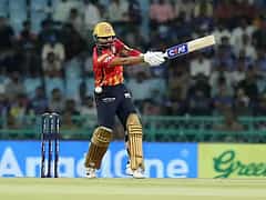 'ಬೌಲರ್ಗಳಿಗೂ 10 ಮೀ ಉದ್ದದ ಬೌಂಡರಿಗಳನ್ನು ನೀಡಬೇಕು': ಬ್ಯಾಟಿಂಗ್ ಸ್ನೇಹಿ ಪಿಚ್ಗಳ ವಿರುದ್ಧ ಸಂಜಯ್ ಮಂಜ್ರೇಕರ್ ಕಿಡಿ!