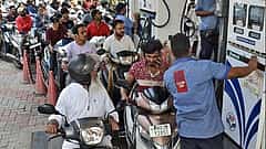 ರಾಜ್ಯ ಸರ್ಕಾರದ ಬಳಿಕ ಕೇಂದ್ರದಿಂದಲೂ ಶಾಕ್: Petrol, Diesel ಮೇಲಿನ ಅಬಕಾರಿ ಸುಂಕ ಹೆಚ್ಚಳ!