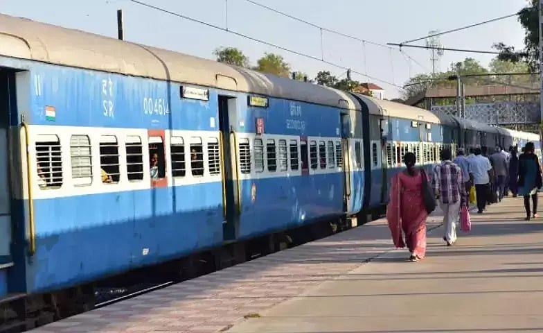 ಬೆಂಗಳೂರು-ಕಣ್ಣೂರು ಮಧ್ಯೆ ವಿಶೇಷ ಎಕ್ಸ್ಪ್ರೆಸ್ ರೈಲು; ಯಾವಾಗ, ಎಷ್ಟು ಹೊತ್ತಿಗೆ ಇಲ್ಲಿದೆ ವಿವರ...