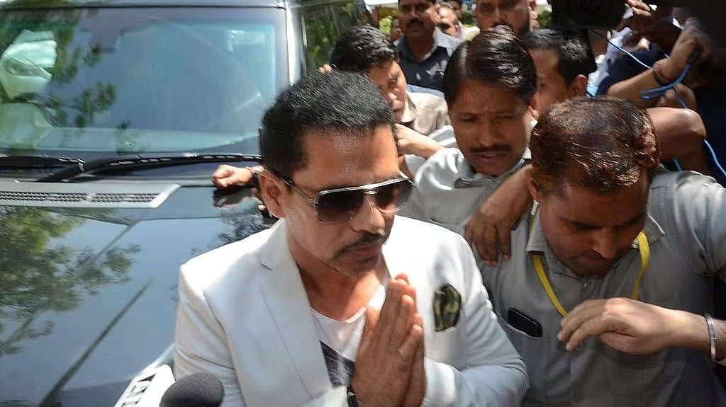 ಹರಿಯಾಣ ಭೂ ವ್ಯವಹಾರ ಕೇಸು: ED ಮುಂದೆ ವಿಚಾರಣೆಗೆ ರಾಬರ್ಟ್ ವಾದ್ರಾ ಹಾಜರು