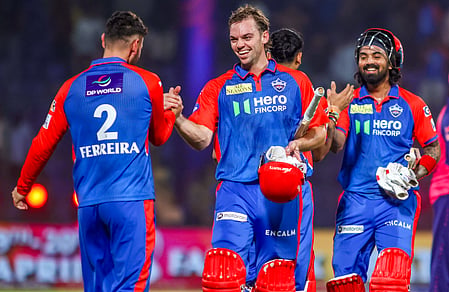 IPL 2025: ಪಾಯಿಂಟ್ಸ್ ಟೇಬಲ್‌ನಲ್ಲಿ ಮತ್ತೆ DC ಅಗ್ರಸ್ಥಾನಕ್ಕೆ; ಆರೆಂಜ್ ಕ್ಯಾಪ್, ಪರ್ಪಲ್ ಕ್ಯಾಪ್ ಯಾರಿಗೆ?