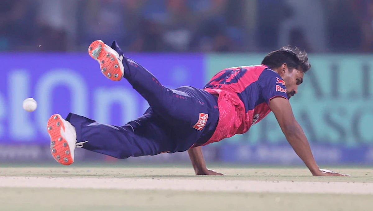 IPL 2025, RR vs DC: ಒಂದೇ ಓವರ್‌ನಲ್ಲಿ 11 ಎಸೆತ; ಪಂದ್ಯ ಸೋತರೂ ಕೆಟ್ಟ ದಾಖಲೆ ಮಾಡಿದ ರಾಜಸ್ಥಾನ್ ರಾಯಲ್ಸ್ ವೇಗಿ