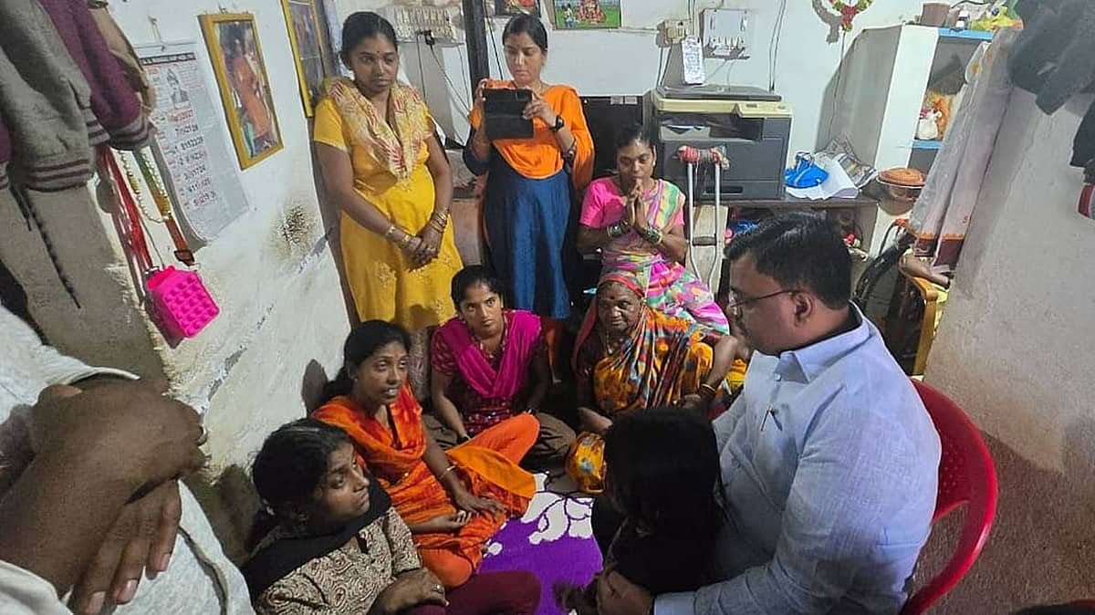 ಇಂತಹ ಹೇಯ ಕೃತ್ಯಗಳು ಎಂದಿಗೂ ಮರುಕಳಿಸಬಾರದು: ಹುಬ್ಬಳ್ಳಿ ಅತ್ಯಾಚಾರ-ಕೊಲೆ ಸಂತ್ರಸ್ತೆಯ ಕುಟುಂಬಕ್ಕೆ ಕರ್ನಾಟಕ ಮಕ್ಕಳ ಹಕ್ಕುಗಳ ಮುಖ್ಯಸ್ಥ ನೆರವು