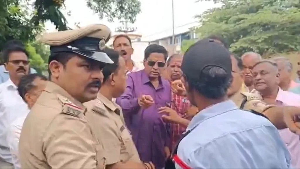 ಜನಿವಾರ ತೆಗೆಸಿ CET ಪರೀಕ್ಷೆ: ಪ್ರಕರಣ ದಾಖಲು; ಇಬ್ಬರು ಹೋಮ್ ಗಾರ್ಡ್ ಅಮಾನತು!