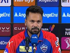 IPL 2025: ಡೆಲ್ಲಿ ಕ್ಯಾಪಿಟಲ್ಸ್ ವೇಗಿ ಮುಖೇಶ್ ಕುಮಾರ್‌ಗೆ ಭಾರಿ ದಂಡ ವಿಧಿಸಿದ BCCI