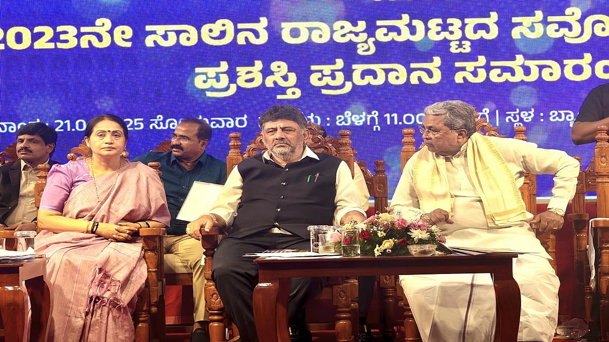 ಸರಕಾರ-ಜನರ ನಡುವಣ ಅರ್ಚಕರು ನೀವು; ಆಗುವ ಕೆಲಸಕ್ಕೂ ಸುಮ್ಮನೇ ಕೊಕ್ಕೆ ಹಾಕಬೇಡಿ, ಪದೇಪದೇ ಅಲೆಸಬೇಡಿ: ಡಿ.ಕೆ ಶಿವಕುಮಾರ್