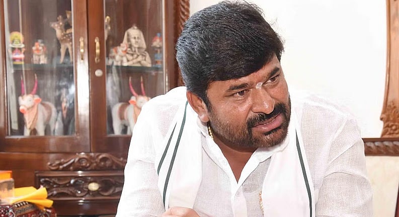 ಕೊಲೆ ಪ್ರಕರಣ: ವಿನಯ್ ಕುಲಕರ್ಣಿ ಜಾಮೀನು ರದ್ದುಗೊಳಿಸಿದ ಸುಪ್ರೀಂ ಕೋರ್ಟ್; ಮತ್ತೆ ಜೈಲು ಪಾಲು ಸಾಧ್ಯತೆ