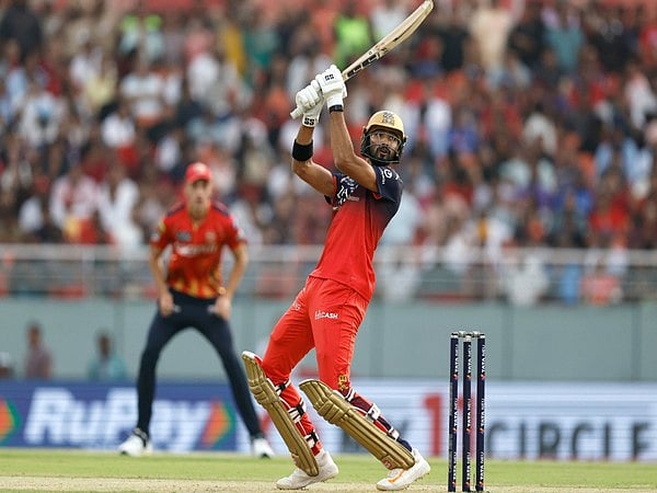 RCB ಪ್ಲೇಯಿಂಗ್ ಇಲೆವೆನ್ನಿಂದ ದೇವದತ್ ಪಡಿಕ್ಕಲ್ ಔಟ್, ವೆಂಕಟೇಶ್ ಅಯ್ಯರ್ ಇನ್?; ಕನ್ನಡಿಗ ಹೇಳಿದ್ದಿಷ್ಟು...