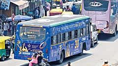 BMTC ಬಸ್ ಗಳ ಮೇಲೆ ಜಾಹೀರಾತು ಪ್ರಕಟ: ಸಾರಿಗೆ-ಖಾಸಗಿ ಬಸ್ ನಡುವಿನ ವ್ಯತ್ಯಾಸ ತಿಳಿಯುವಲ್ಲಿ ಪ್ರಯಾಣಿಕರಿಗೆ ಗೊಂದಲ!
