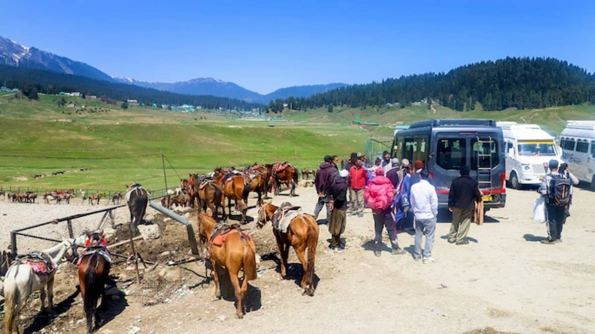 Pahalgam Attack: ಉಗ್ರರ ಸ್ಲೀಪರ್ ಸೆಲ್ ಮತ್ತೆ ಆ್ಯಕ್ಟಿವ್; ಮತ್ತಷ್ಟು ದಾಳಿ ಸಾಧ್ಯತೆ, ಕಾಶ್ಮೀರದ 48 ಪ್ರವಾಸಿ ತಾಣಗಳು ಬಂದ್!
