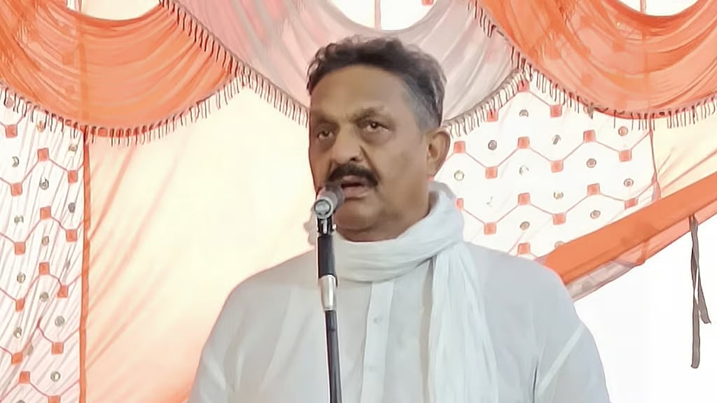 ಮುಸ್ಲಿಮರು, ಕಾಶ್ಮೀರಿ ವಿದ್ಯಾರ್ಥಿಗಳನ್ನು ಟಾರ್ಗೆಟ್ ಮಾಡುವವರ ಮನಸ್ಥಿತಿ ಉಗ್ರರಂತೆಯೇ ಇದೆ: SP ಸಂಸದ