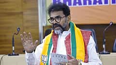 ರಾಜ್ಯ ಚುನಾವಣಾ ಆಯೋಗ ಕಾಂಗ್ರೆಸ್ ಸರ್ಕಾರದ ಕೈಗೊಂಬೆ: ಛಲವಾದಿ ನಾರಾಯಣಸ್ವಾಮಿ 