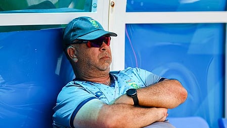 T20 World Cup 2026: ಸೆಮಿಫೈನಲ್‌ನಲ್ಲಿ ನ್ಯೂಜಿಲೆಂಡ್ ವಿರುದ್ಧ ಹೀನಾಯ ಸೋಲು; ದಕ್ಷಿಣ ಆಫ್ರಿಕಾ ಕೋಚ್ ಬೇಸರ!