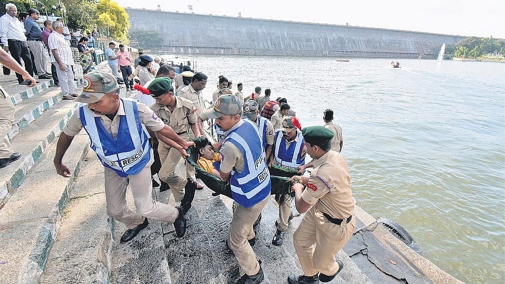 Operation Abhyasa: KRS ಬಳಿ ಸೈರನ್ ಶಬ್ಧ ಕೇಳಿ ಸ್ಥಳೀಯರು ದಿಗ್ಭ್ರಮೆ, ಮಾಕ್ ಡ್ರಿಲ್ ಎಂದು ತಿಳಿದ ಬಳಿಕ ನಿಟ್ಟುಸಿರು!