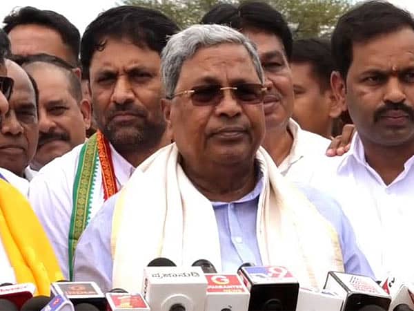 ಮಂಗಳೂರಿನಲ್ಲಿ ಕೋಮು ದ್ವೇಷ ಅಂತ್ಯಗೊಳ್ಳಲಿ, ಸಾಮರಸ್ಯ ಮೇಲುಗೈ ಸಾಧಿಸಲಿ: ಸಿಎಂ ಸಿದ್ದರಾಮಯ್ಯ