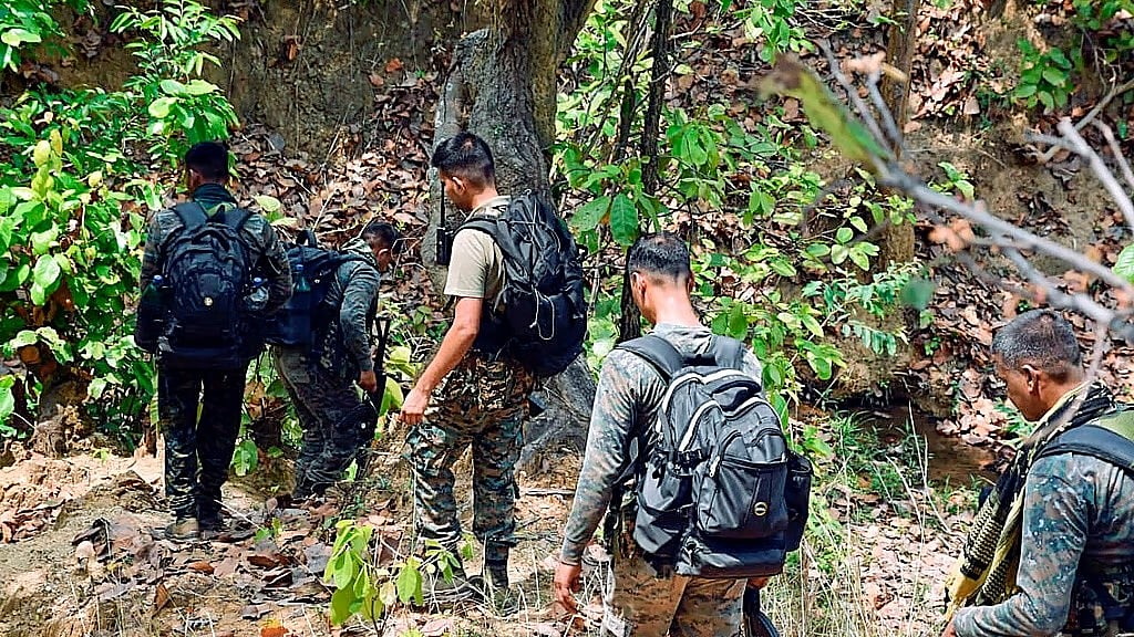 ಛತ್ತೀಸ್ಗಢದಲ್ಲಿ ಭರ್ಜರಿ ಕಾರ್ಯಾಚರಣೆ: ನಕ್ಸಲ್‌ ಕಮಾಂಡರ್‌ ಸೇರಿ 27 ಮಾವೋವಾದಿಗಳ ಹತ್ಯೆ; ಚಾರಿತ್ರಿಕ ಸಾಧನೆ ಎಂದು ಭದ್ರತಾ ಪಡೆಗಳ ಕೊಂಡಾಡಿದ ಸರ್ಕಾರ