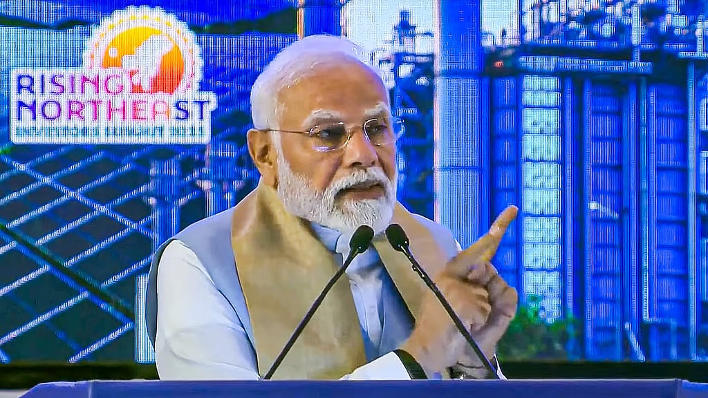 ಭಯೋತ್ಪಾದನೆಯಾಗಲಿ ಅಥವಾ ನಕ್ಸಲಿಸಂ ಆಗಿರಲಿ, ನಮ್ಮದು ಶೂನ್ಯ ಸಹಿಷ್ಣುತೆ: ಪ್ರಧಾನಿ ಮೋದಿ