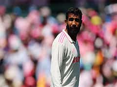 'ಹಾಗಂತ, ಕೂತು ಅಳಲು ಸಾಧ್ಯವಿಲ್ಲ': ಮೈದಾನದ ಹೊರಗೂ ತಂಡದ ಆಟಗಾರರ ಪರ ಜಸ್ಪ್ರೀತ್ ಬುಮ್ರಾ ಬ್ಯಾಟಿಂಗ್!