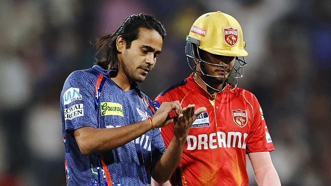 IPL 2025: LSG vs RCB ಪಂದ್ಯ; ಕೊಹ್ಲಿ ಮುಂದೆ 'ನೋಟ್ ಬುಕ್'​ ಸೆಲೆಬ್ರೇಷನ್; ಇಲ್ಲ ಎಂದ ದಿಗ್ವೇಶ್ ರಾಠಿ!