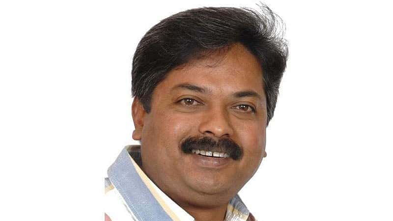 ಮೊದಲು ಕನ್ನಡ ಕಲಿತು ಪತ್ರ ಓದಲಿ; ವಯಸ್ಸಾದಂತೆ ಹರಿಪ್ರಸಾದ್ ಮಾನಸಿಕ ಸಮತೋಲನ ತಪ್ಪಿದೆ: ಅಭಯ್ ಪಾಟೀಲ್