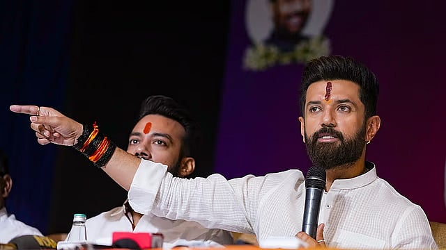 ನಾನು ಎಲ್ಲಿಂದ ಸ್ಪರ್ಧಿಸಬೇಕು ಎಂದು ಮತದಾರರು ನಿರ್ಧರಿಸುತ್ತಾರೆ: ವಿಧಾನಸಭೆ ಅಖಾಡಕ್ಕಿಳಿದ ಚಿರಾಗ್ ಪಾಸ್ವಾನ್ ಘೋಷಣೆ!