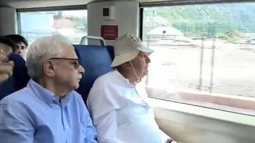 ವಂದೇ ಭಾರತ್ ರೈಲು ಚೆನಾಬ್ ಸೇತುವೆ ದಾಟುತ್ತಿದ್ದಂತೆಯೇ 'ನನ್ನ ಕಣ್ಣಲ್ಲಿ ನೀರು ಬಂತು': ಫಾರೂಕ್ ಅಬ್ದುಲ್ಲಾ; Video