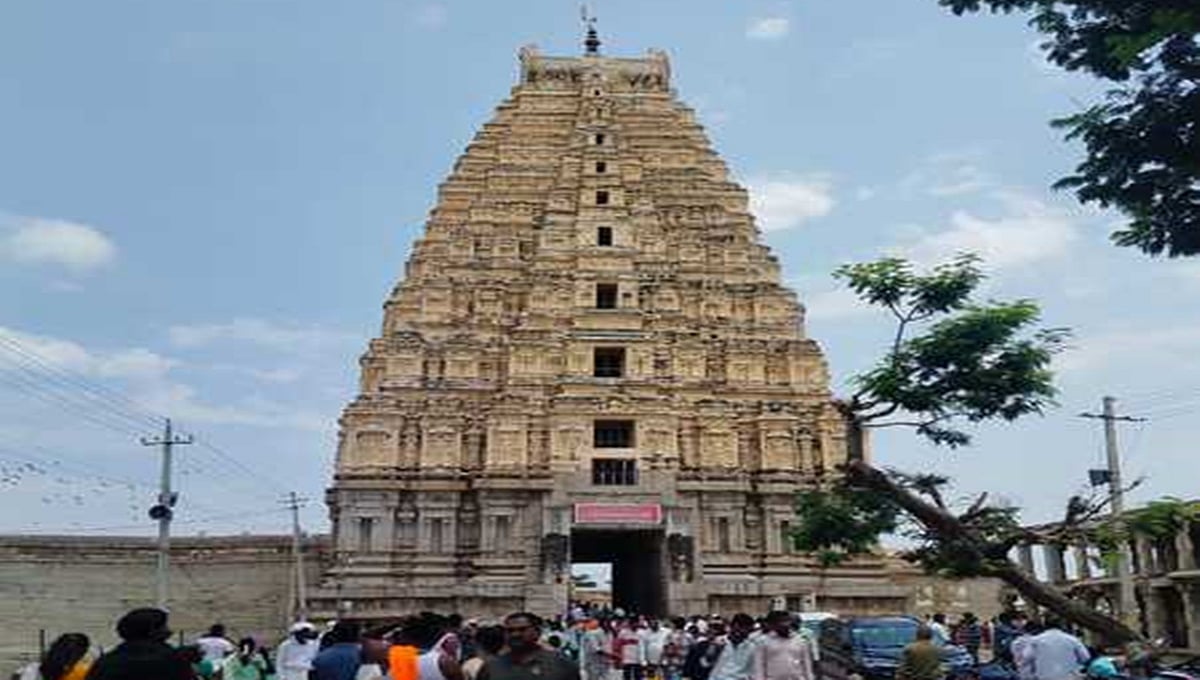 ಹಂಪಿ: ಕಳೆದ ಮೂರು ದಿನಗಳಲ್ಲಿ 55,000 ಪ್ರವಾಸಿಗರು ಭೇಟಿ!
