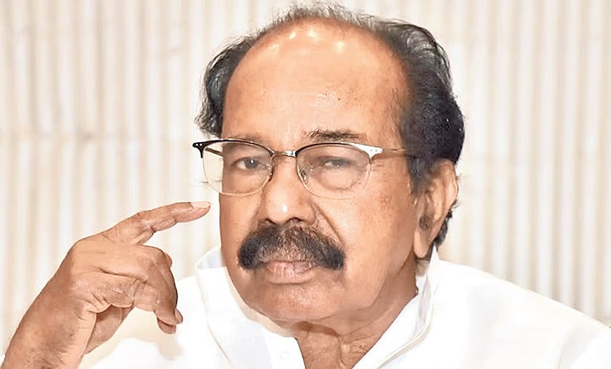 ನಿವೃತ್ತ ನ್ಯಾಯಾಧೀಶರಿಂದ ಒಂದು ತನಿಖೆ ನಡೆಸಿ, ವರದಿ ತರಿಸಿ ಕ್ರಮ ತೆಗೆದುಕೊಳ್ಳಿ: ಸಿಎಂಗೆ ವೀರಪ್ಪ ಮೊಯ್ಲಿ ಪತ್ರ