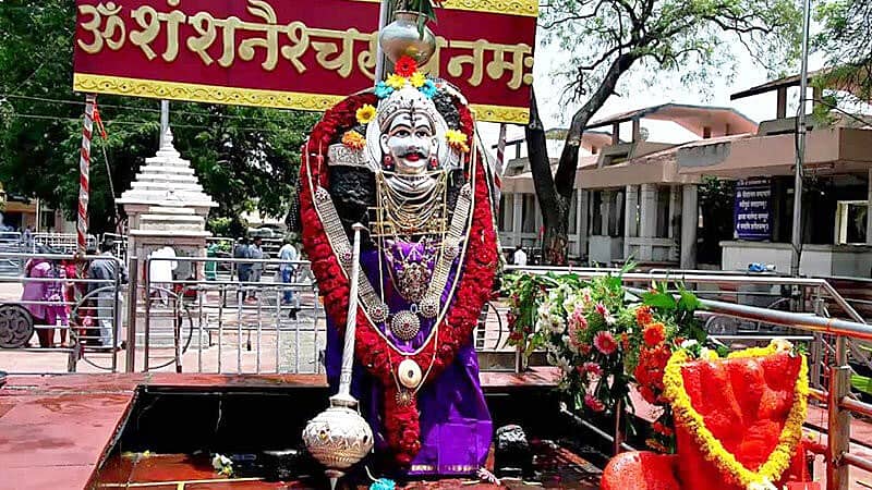 ಮಹಾರಾಷ್ಟ್ರ: ಶನಿ ಶಿಂಗ್ನಾಪುರ ದೇವಾಲಯದ 114 ಮುಸ್ಲಿಂ ಉದ್ಯೋಗಿಗಳ ವಜಾ!