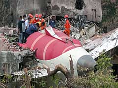 Air India plane crash: ಚಲನಚಿತ್ರ ನಿರ್ದೇಶಕ ನಾಪತ್ತೆ; ಕೆಳಗಡೆ ಇದ್ದ ಬಲಿಪಶುಗಳಲ್ಲಿ ಅವರೂ ಸೇರಿರಬಹುದು!